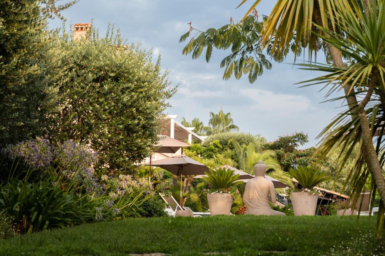 Terre De Reve Bed & Breakfast Le Rouret Exterior photo